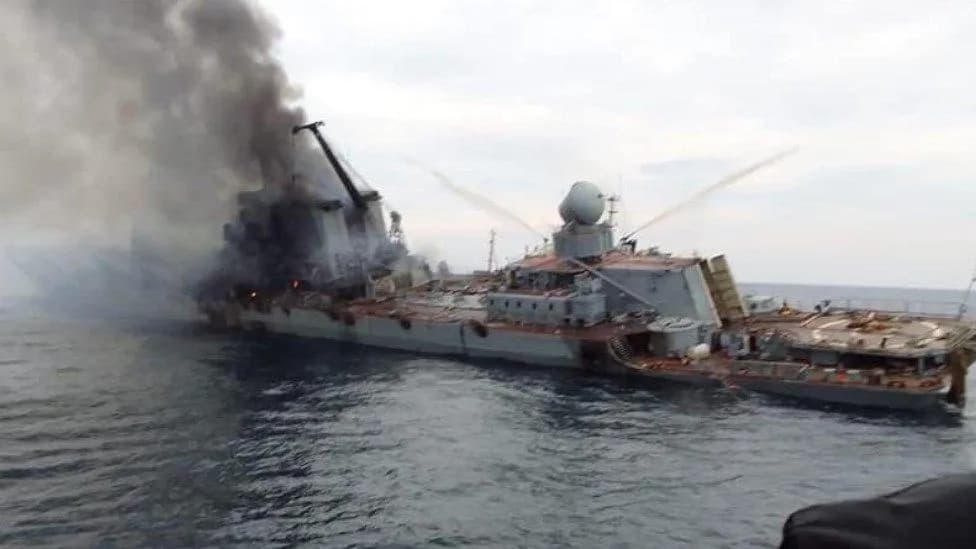 Guerre en Ukraine : drones navals kamikazes touchent le pétrolier russe « Marquise » en 2026