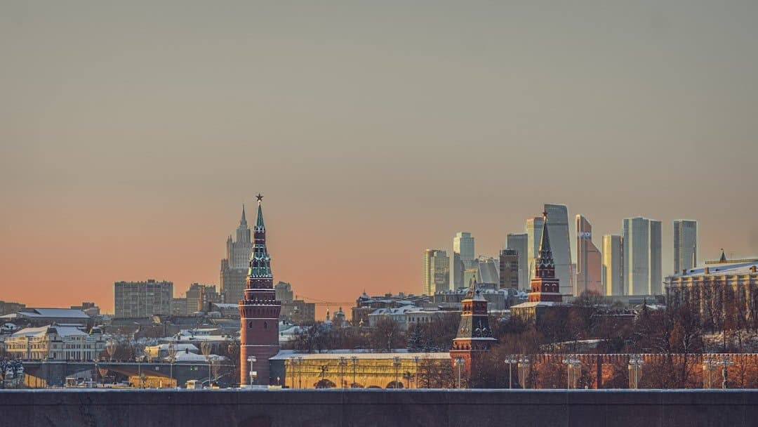 Décryptage : pourquoi la Russie coupe Internet mobile et SMS le 9 mai 2026 lors des célébrations