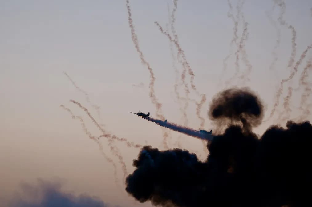 Attaques par drones et missiles balistiques sur Kiev : analyse des nouvelles menaces technologiques dans le conflit ukrainien