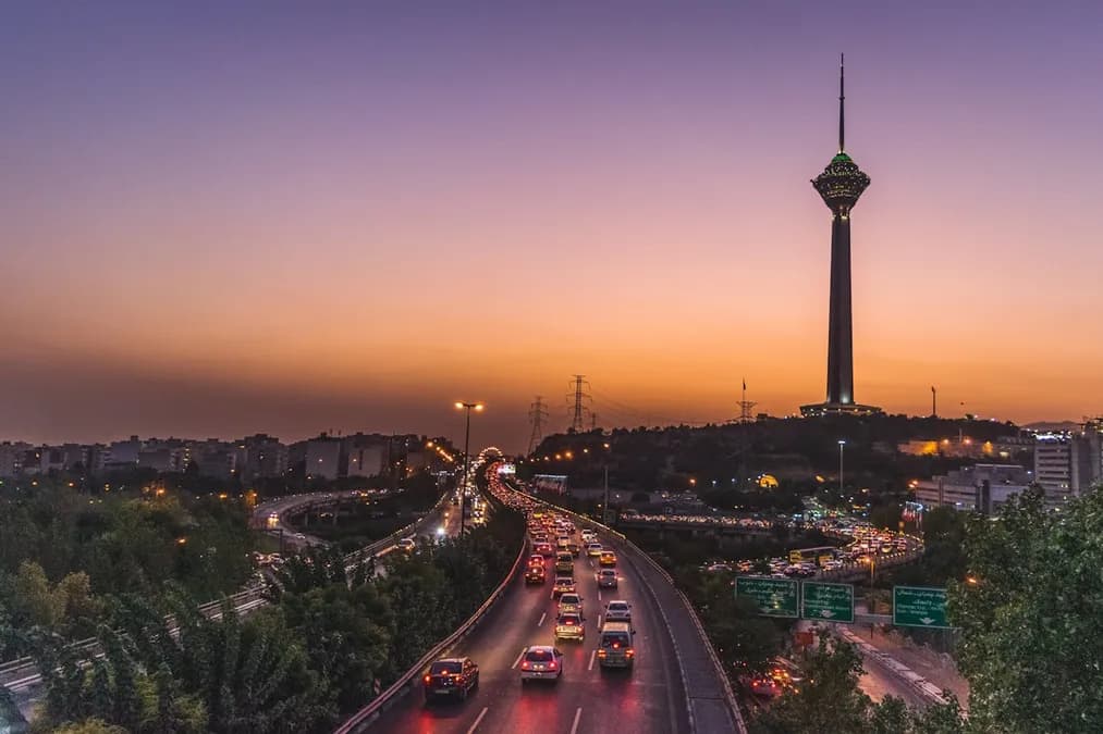 Iran : les Gardiens de la Révolution menacent d'étendre le conflit, quelle pression sur Donald Trump ?