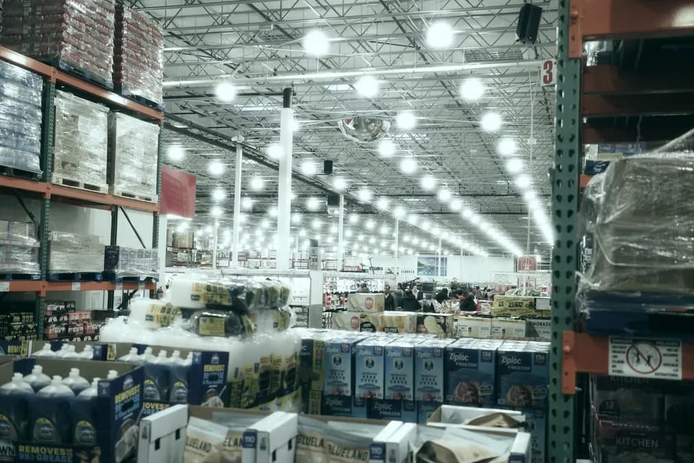 Inflation : les distributeurs accusés de profiter des crises par les consommateurs