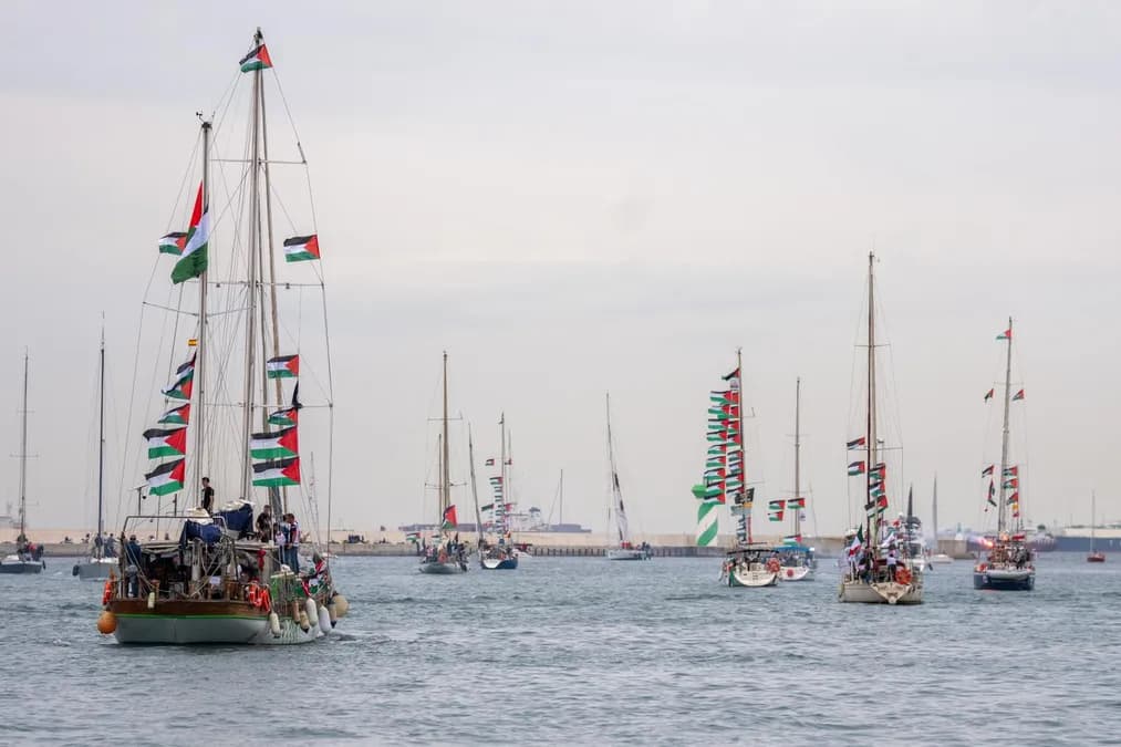 Flottille humanitaire pour Gaza : 211 militants, dont 15 Français, interceptés et débarqués en Grèce en 2026