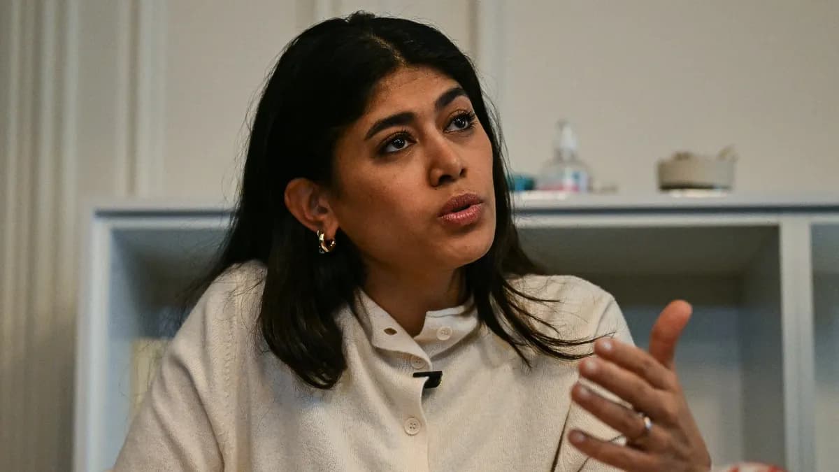 Rima Hassan porte plainte pour violation du secret professionnel après sa garde à vue, Darmanin saisit l'IGJ
