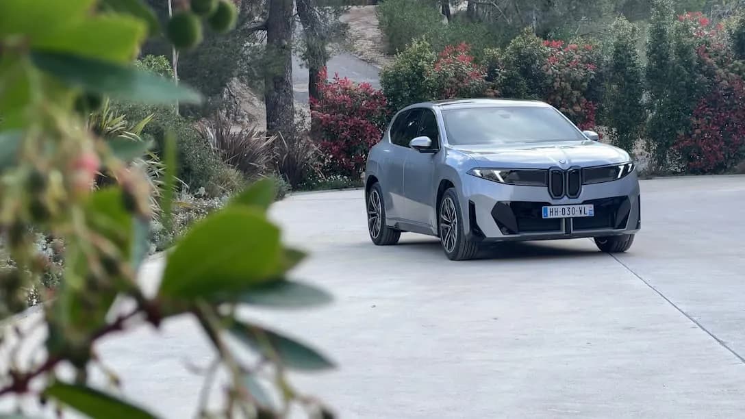 BMW iX3 : le SUV électrique allemand franchit un nouveau cap avec 805 km d'autonomie