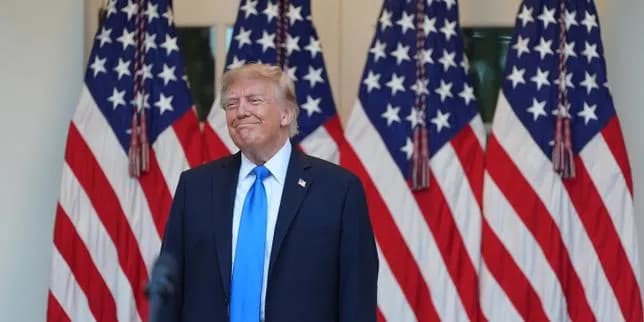Guerre en Ukraine : Trump réclame à l'Europe le remboursement de l'aide américaine à Kiev