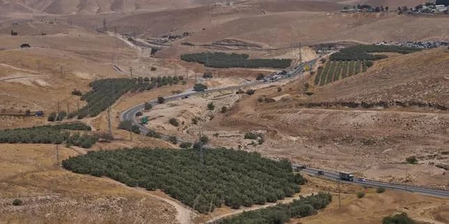Israël reporte l’appel d’offres du projet de colonisation E1 en Cisjordanie pour ne pas perturber les élections législatives