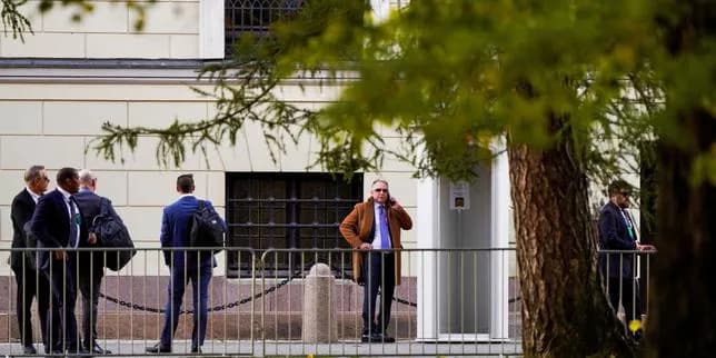 Vice‑président américain J.D. Vance réclame à l’Ukraine l’arrêt des frappes sur les sites énergétiques russes