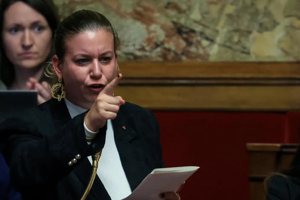 Mathilde Panot accuse Sébastien Lecornu d'être dangereux pour la démocratie lors du débat sur les violences urbaines