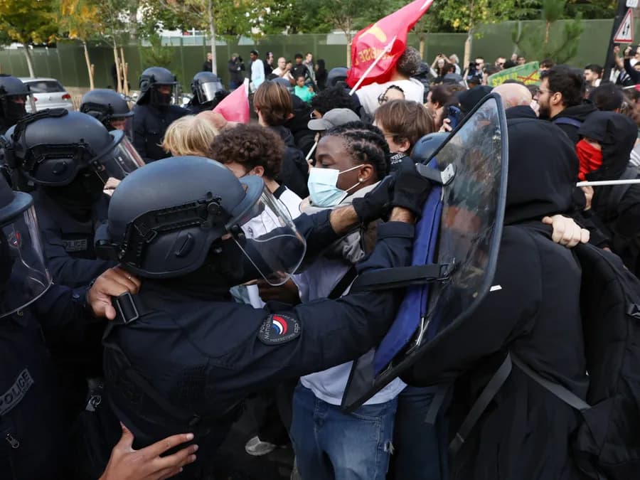 Manifestations de la génération Z : quelles raisons et quelles conséquences pour les sociétés françaises et indiennes