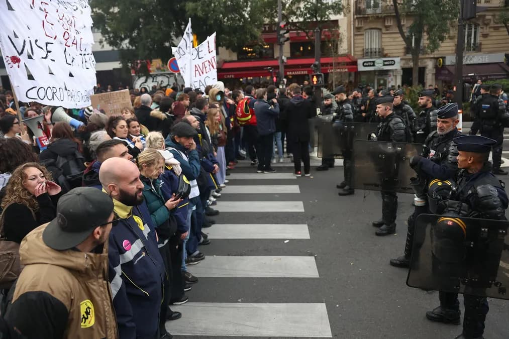 Couvre-feu pour les moins de 15 ans à Orléans : manifestations du 24 octobre contre le RN