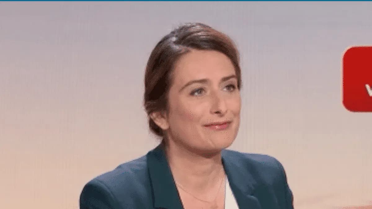 Marine Tondelier dénonce l’impunité de l’extrême droite et qualifie l’attentat de Trappes d’islamophobie