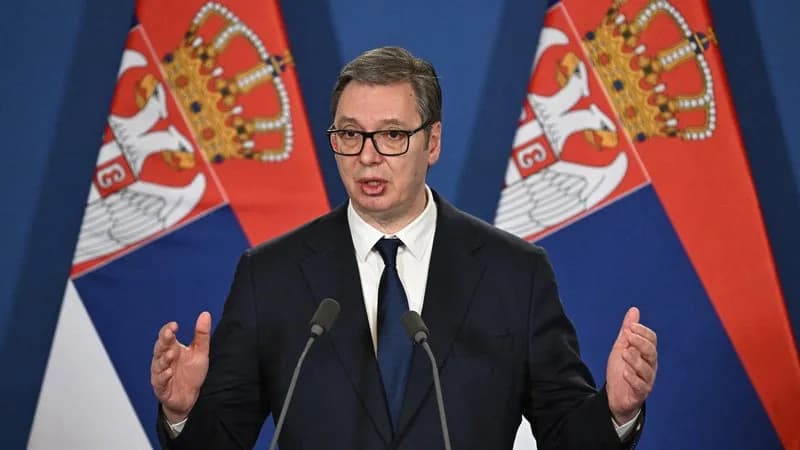 Vucic reconnaît sa défaite face au mouvement étudiant aux législatives anticipées serbes