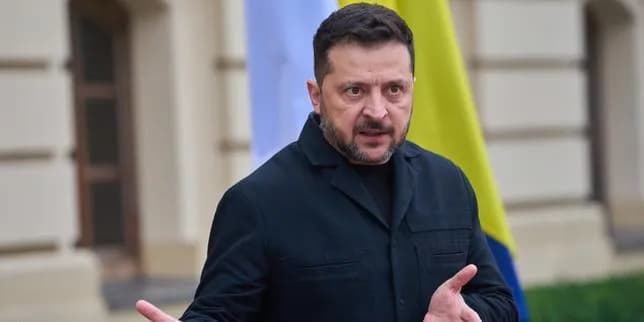 Zelensky réclame de nouvelles sanctions contre la Russie après l'attaque meurtrière à la gare de Dnipro