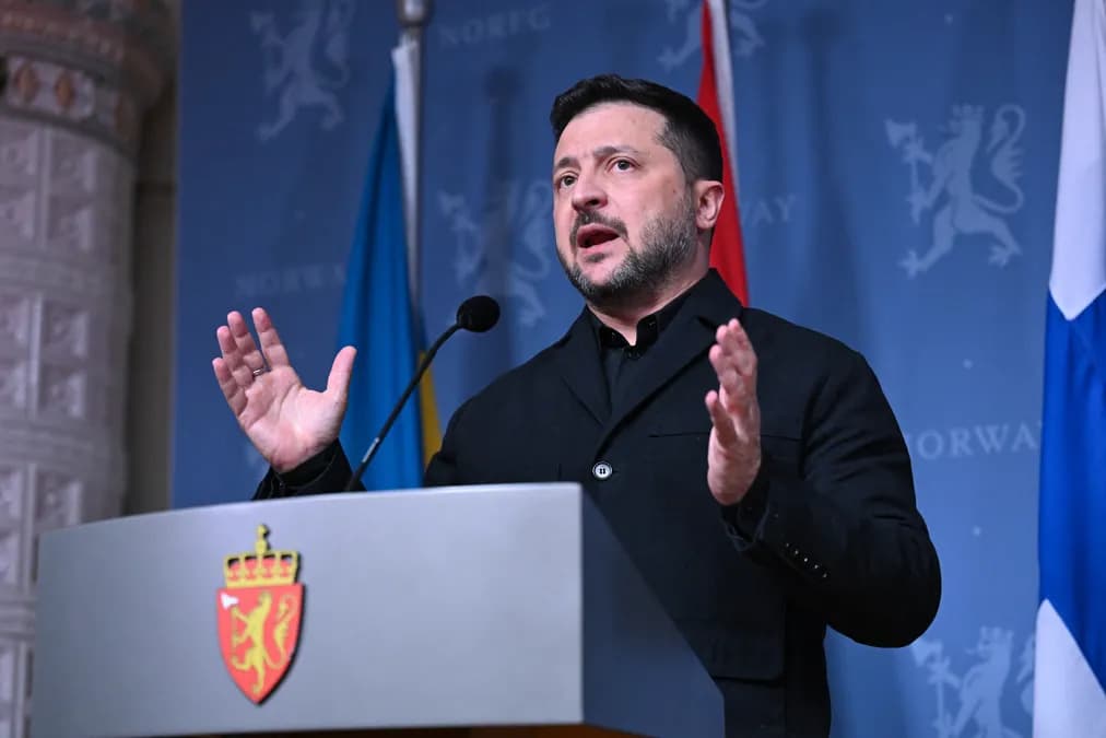 Zelensky propose un gel du front ukrainien et réclame une place aux négociations de paix